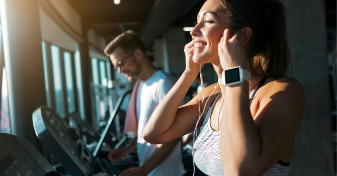 Low Back Pain in Golfers: Why It Happens & How to Fix It